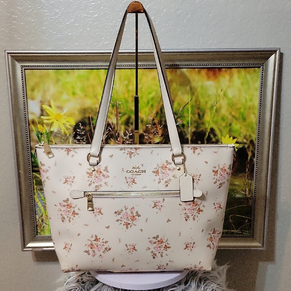 Coach Gallery Tote W/Rose Bouquet Print, Coated Canvas, Leather Detail - Picture 16 of 16
